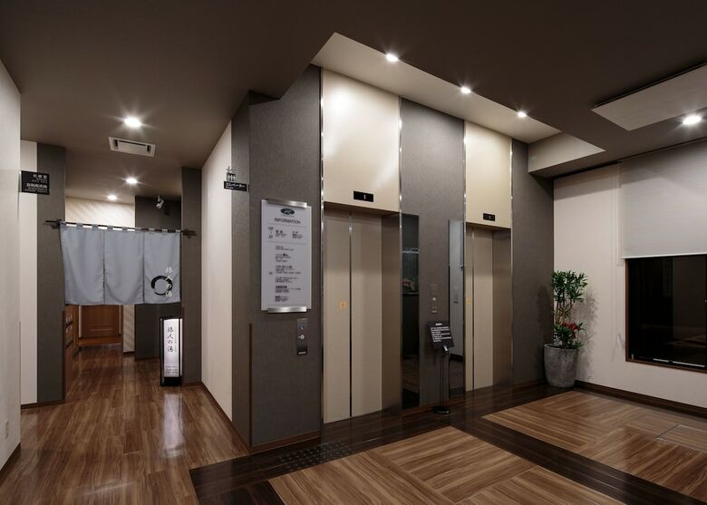 Hotel Route-inn Takaoka Ekimae