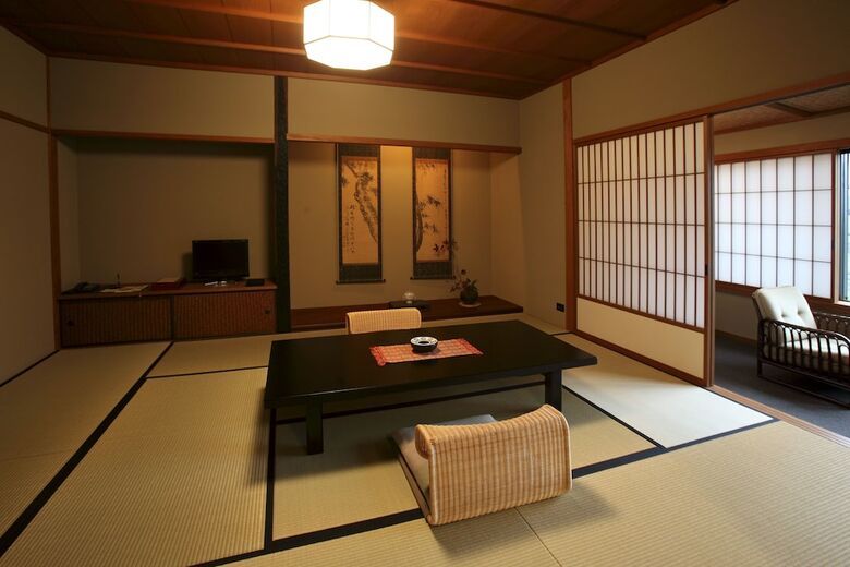 Yoyokaku