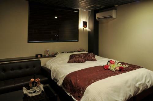 Hotel Cube (love Hotel)