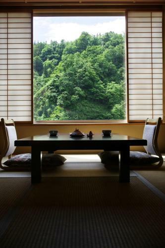 Hot Spring Resort Snow Country(yukiguni)