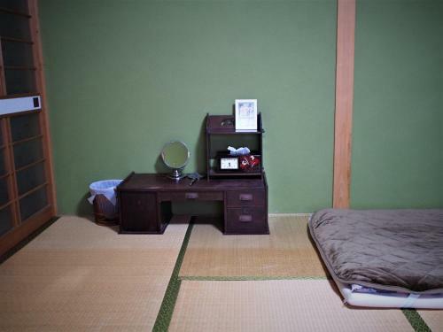 Hostal Ozu Shiromachi Guest House