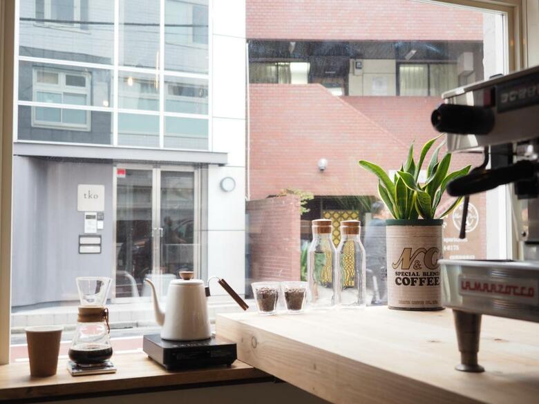 Almond Hostel & Cafe Shibuya