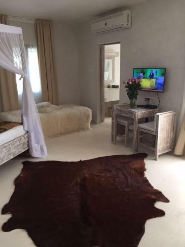 The Villa Luxury Suites Hotel