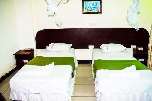 Sheratton Regency Hotel