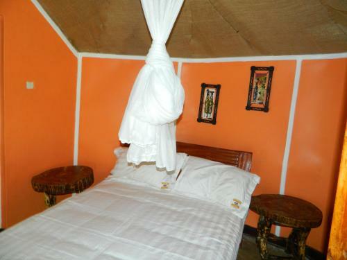 Lalanasi Lodge & Tented Camp