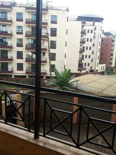 Hostal A Home Away From Home
