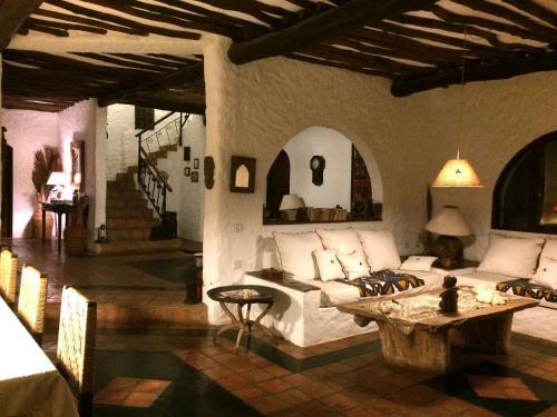 Shambani Cottages