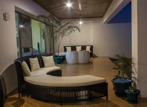 Hotel Seaclusion Diani