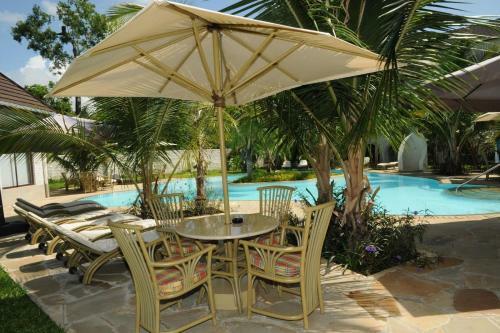 Hotel Lotfa Resort Diani
