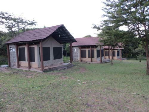 Maina Paradise