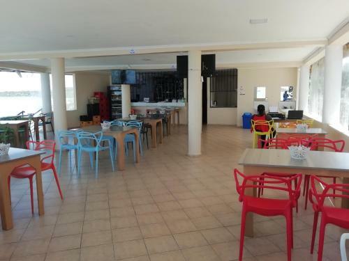 Hotel White Stone Beach Resort