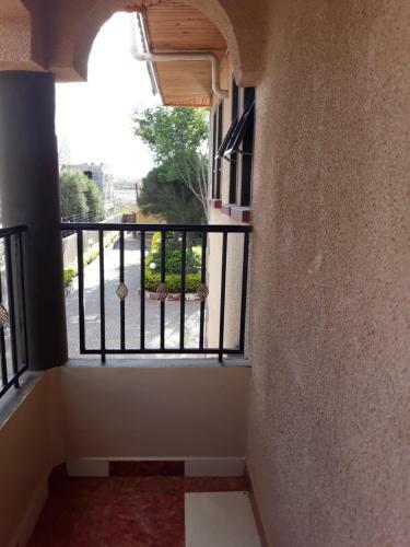 Hostal Palm Airport Suites