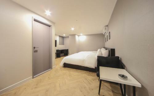 Busan Station Maximum Hotel