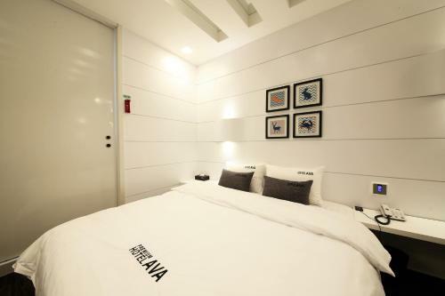 Premium Ava Hotel
