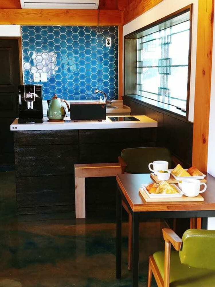 Hostal Stay Line
