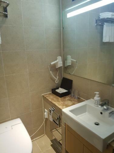 Vella Suite Hotel