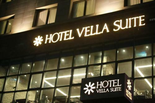 Vella Suite Hotel