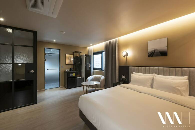 Hound Hotel Yeonsan