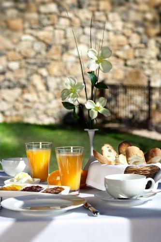 Hotel Rural Los �nades