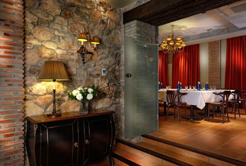 Hotel Rural Los �nades