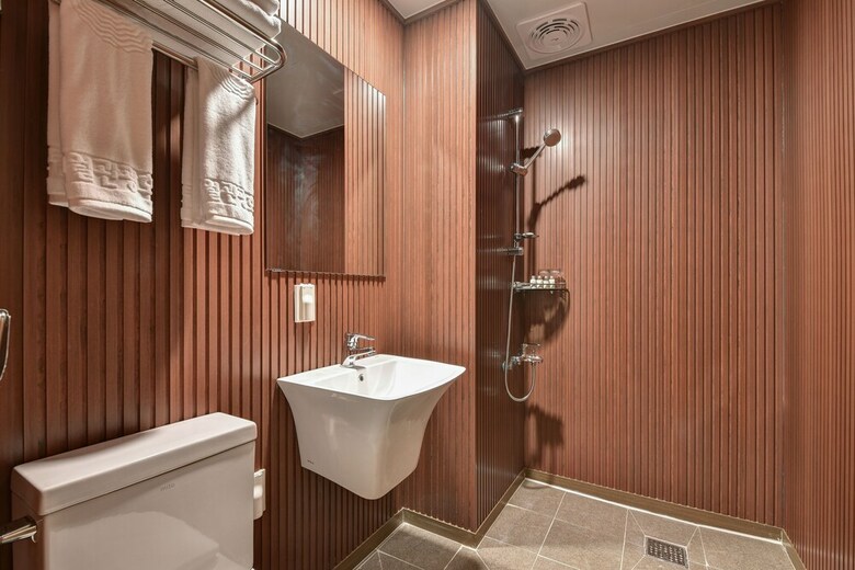 Sea Moon Tourist Hotel