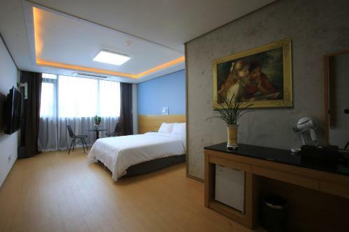 Jeju Line Hotel