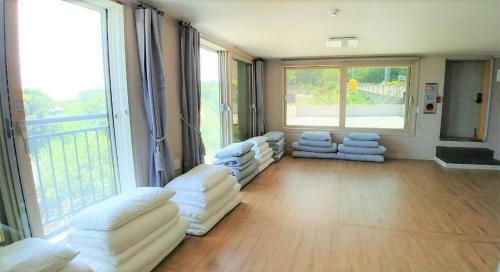 Hostal Seolleim Guesthouse
