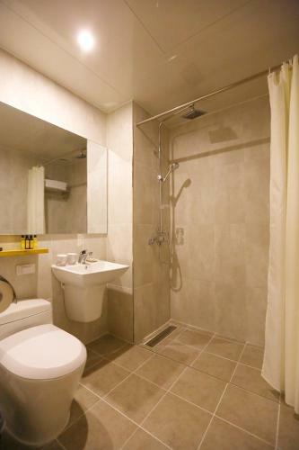 Palgong Emillia Hotel