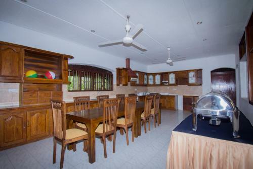 Hotel Oyo 283 Heritage Samanthanna