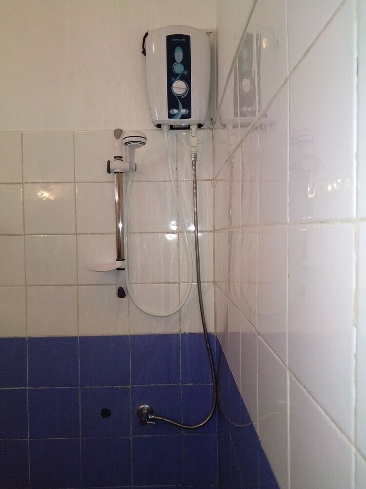 Hostal Villa Subuthi