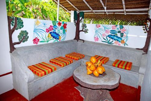 Bed Rock Place - Pitiwella.