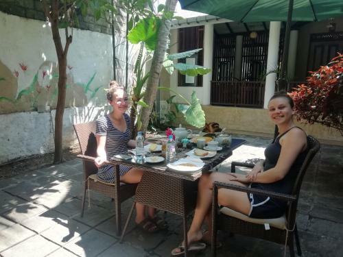 Hostal Bentota Gunas Guest House