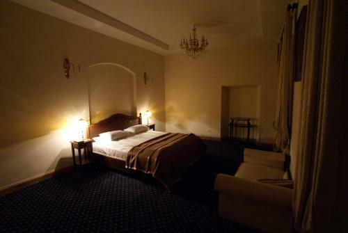 Hotel Bistrampolis Manor