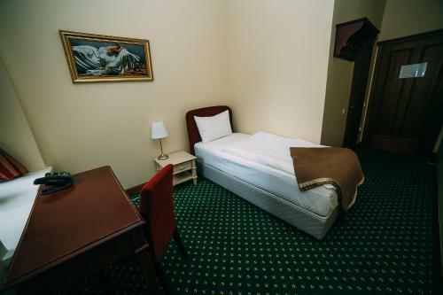 Hotel Bistrampolis Manor
