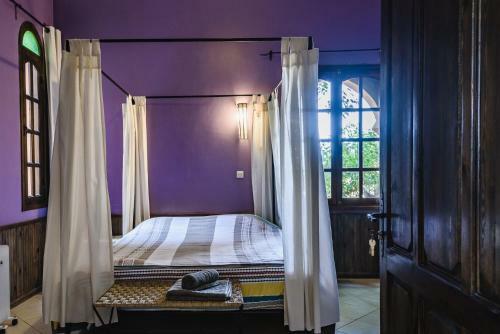 Hostal Riad Les Deux Mondes