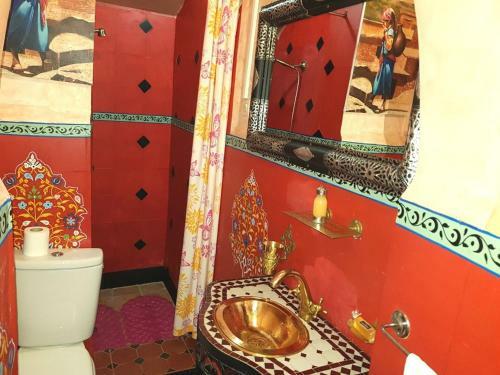 Bed & Breakfast Riad Konouz