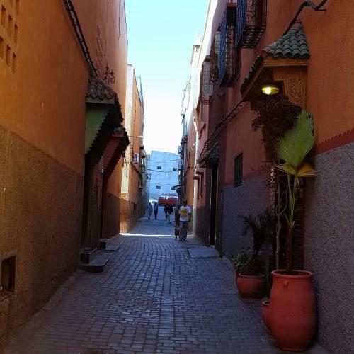 Bed & Breakfast Riad Konouz