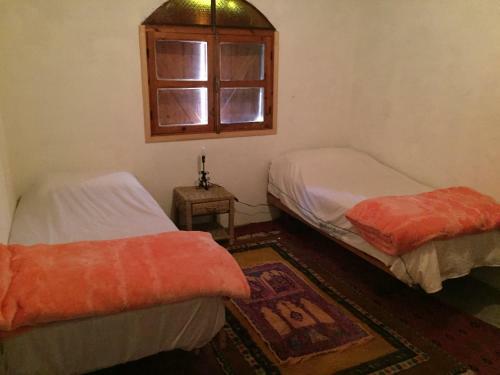 Hostal Aziki - Tables Et Chambres D'h�tes