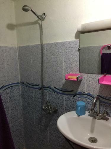 Hostal Aziki - Tables Et Chambres D'h�tes