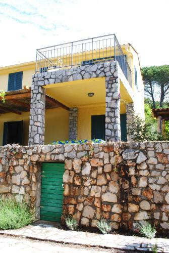 Holiday Home Iris