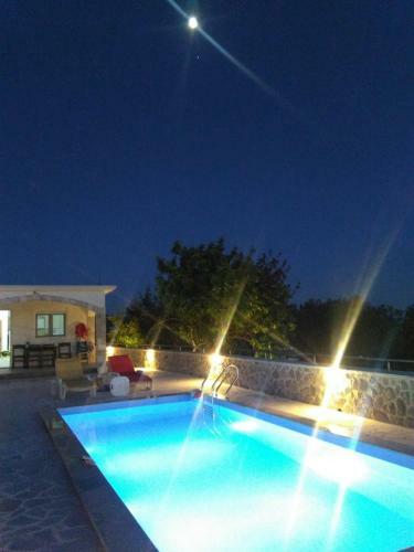 Villa Vila Roga?