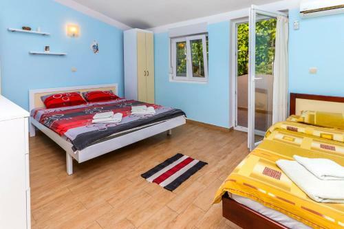 Apartments Zeko