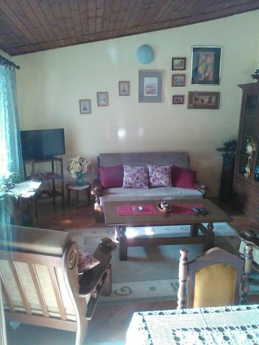 Ziramov Apartments
