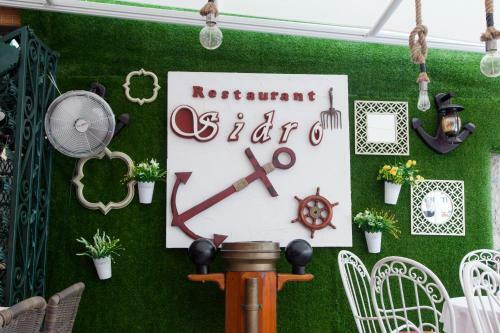 Hostal Guesthouse Sidro