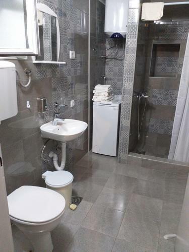 Hostal Guest House Dragutinovic