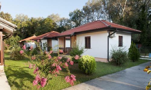 Hotel Htp Velika Pla?a Ulcinj