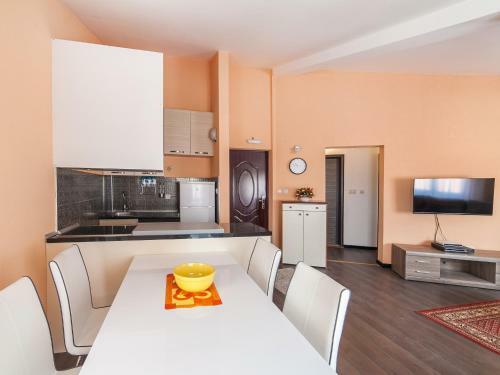 Apartments Enjoy