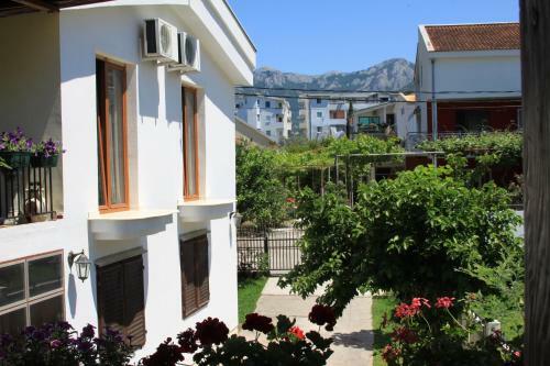 Maria Apartments