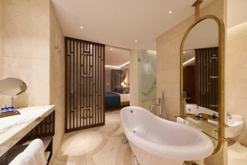 Hotel Corso Levante Luxury Suites Dobrota