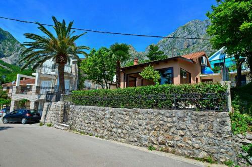 Villa Anja